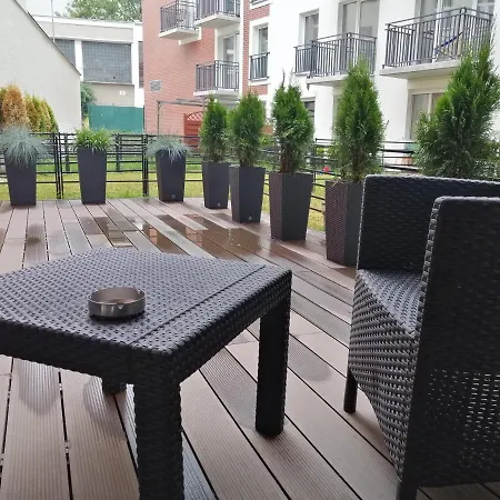 Apartment River House *